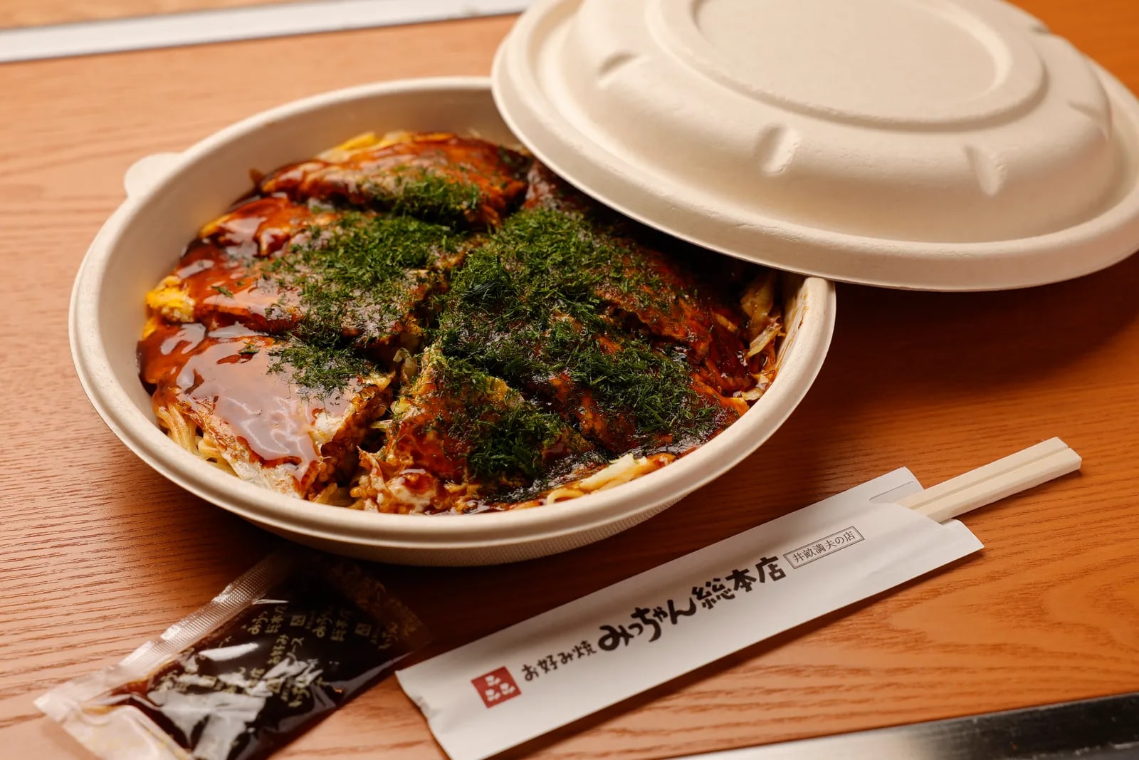 広島お好み焼の元祖「みっちゃん総本店」 鶴屋百貨店「第25回 にっぽん味百選」に今年も出店！広島から食材を直送、職人が会場で焼き上げる本場の味